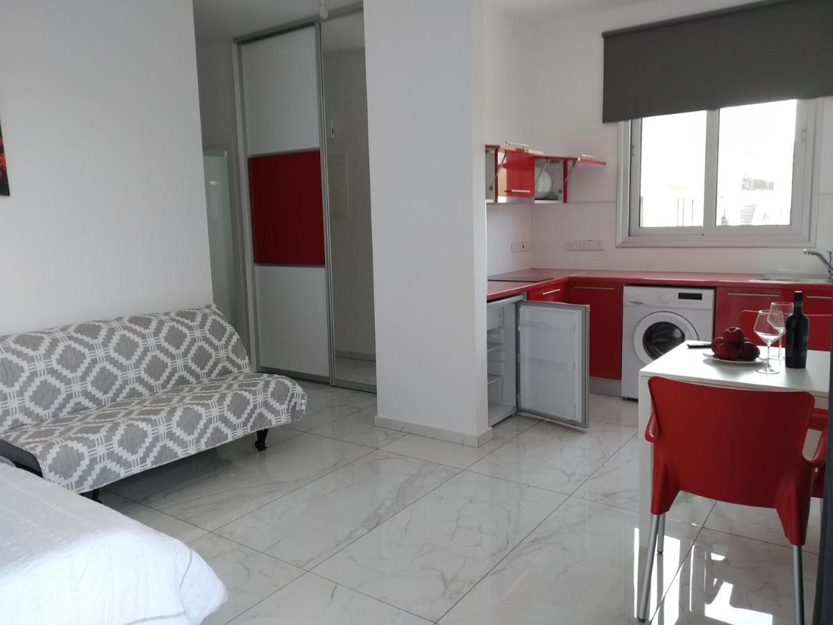 Dream- Downtown-Studios Pafos Exterior foto