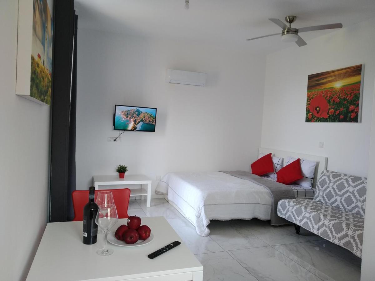 Dream- Downtown-Studios Pafos Exterior foto