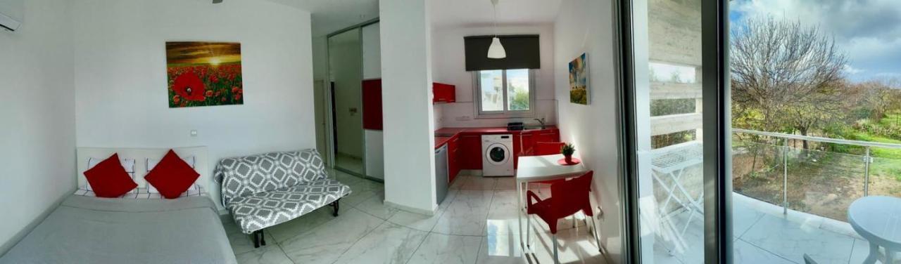 Dream- Downtown-Studios Pafos Exterior foto