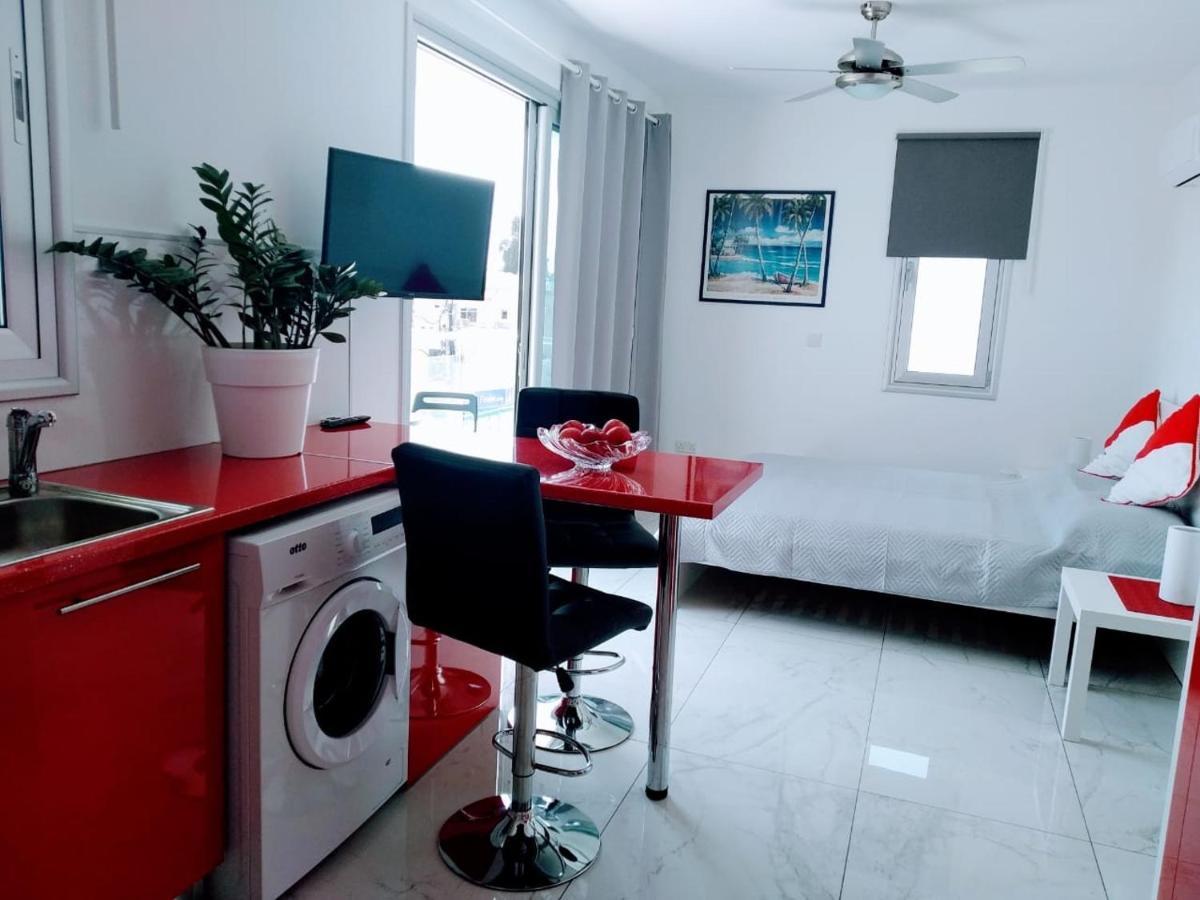 Dream- Downtown-Studios Pafos Exterior foto