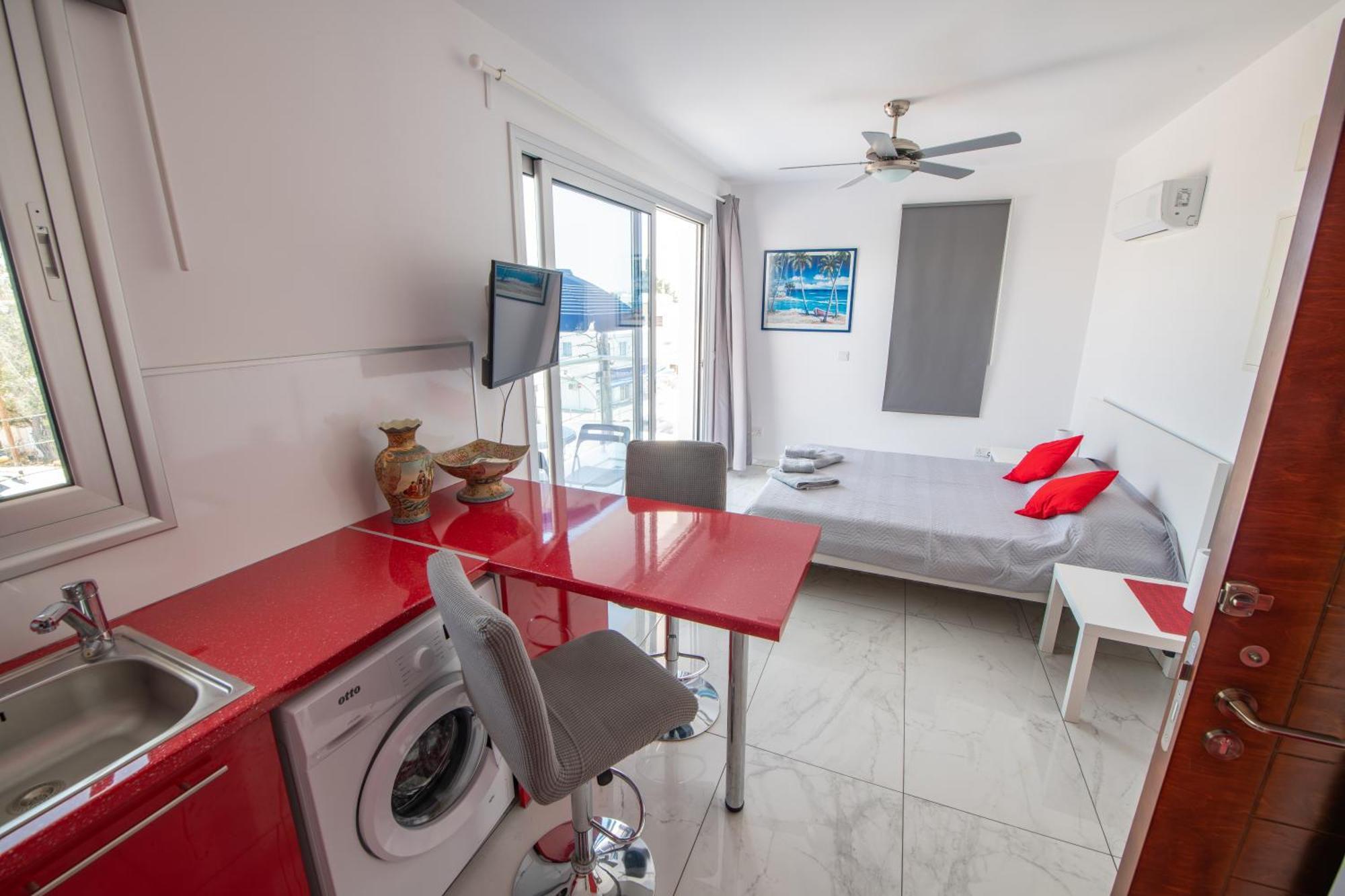 Dream- Downtown-Studios Pafos Exterior foto